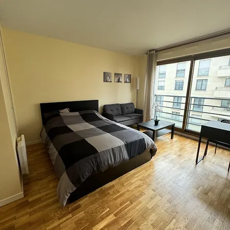 Cozy Near Paris 15 Min Eiffel Tower * Issy-les-Moulineaux